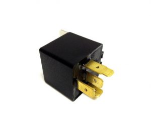 https://cdn.kemik.gt/2016/10/40-amp-x-5-5-pieces-audiopipe-12-volt-dc-30-40-amp-car-auto-alarm-relay-socket-metal-tab-085060413-300x254.jpg
