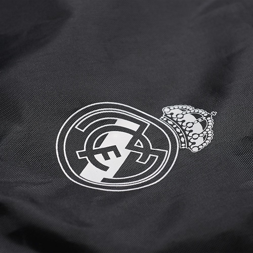 Mochila adidas del Real Madrid de color negro