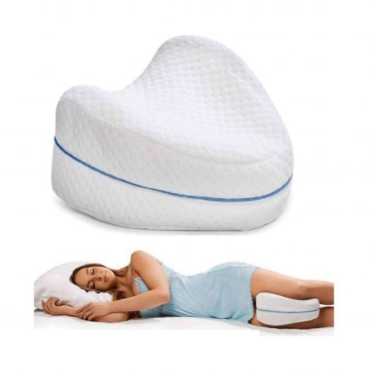 Las almohadas para las piernas de 15 euros que te ayudan a dormir mejor